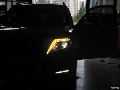 【北京盛光改燈】奔馳GLK300升級(jí)原生智能隨動(dòng)大燈完美編程無負(fù)載